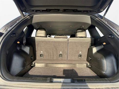 Used 2023 Jeep Cherokee Altitude Lux image 18