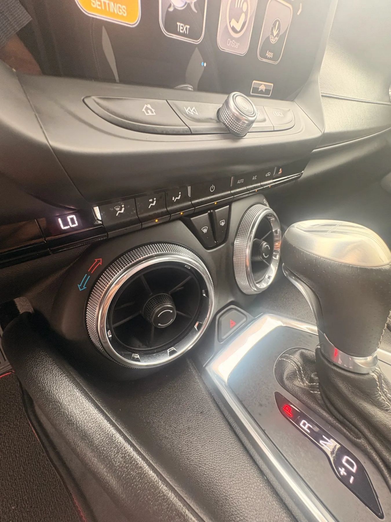 Used 2018 Chevrolet Camaro SS RWD image 21