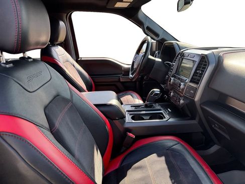 Used 2017 Ford F150 Lariat image 16