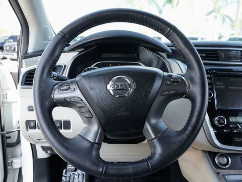 Used 2020 Nissan Murano SL w/ Moonroof Package FWD image 19