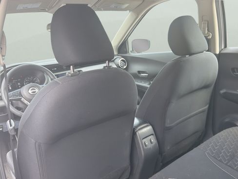 Used 2022 Nissan Kicks SV FWD image 39