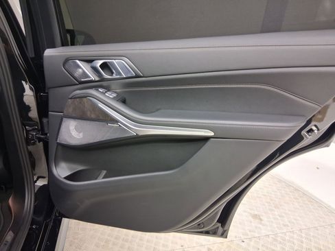 Certified 2024 BMW X7 M60i w/ Executive Package image 30