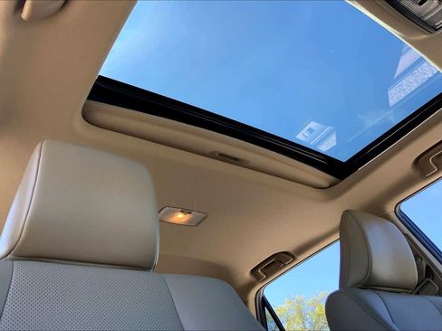 Used 2018 Toyota 4Runner Limited image 14