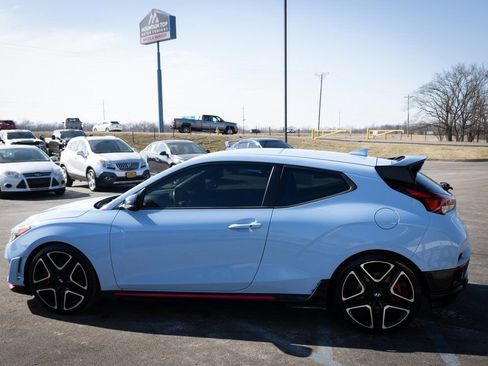 Used 2020 Hyundai Veloster N w/ Performance Package image 22