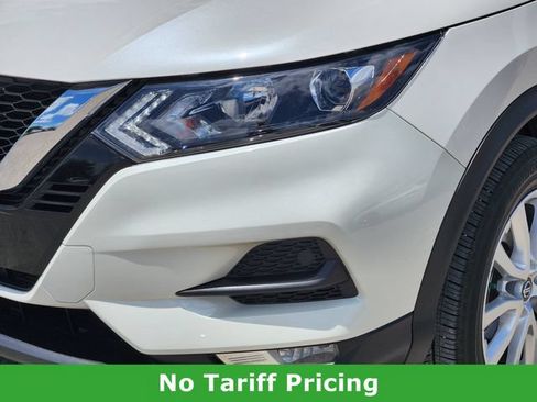 Used 2021 Nissan Rogue Sport SV w/ Technology Package FWD image 6