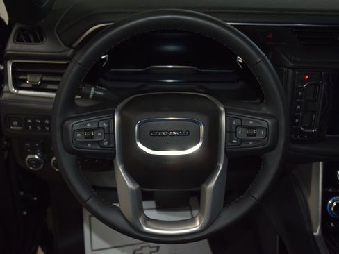 Used 2024 GMC Yukon XL Denali w/ Max Trailering Package image 38