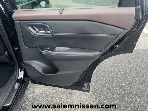 Used 2023 Nissan Rogue SL w/ SL Premium Package AWD/4WD image 23