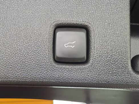 Used 2024 Ford Escape ST-Line w/ Tech Pack #1 AWD/4WD image 32