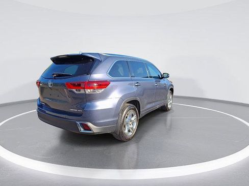 Certified 2018 Toyota Highlander Limited AWD/4WD image 9
