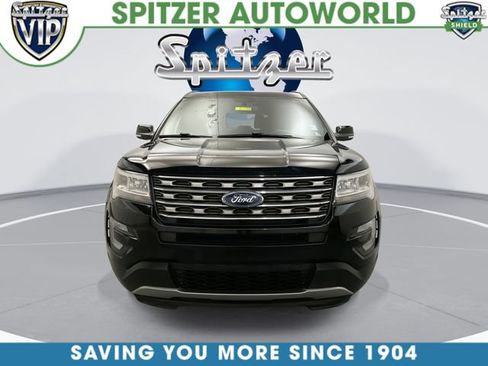 Used 2017 Ford Explorer XLT AWD/4WD image 4