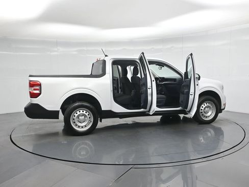 Certified 2022 Ford Maverick XL image 5
