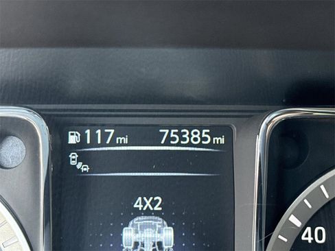 Certified 2017 Nissan Titan SV image 42