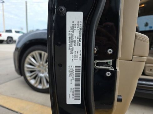 Used 2012 Chrysler 300 Limited w/ Luxury Group image 27