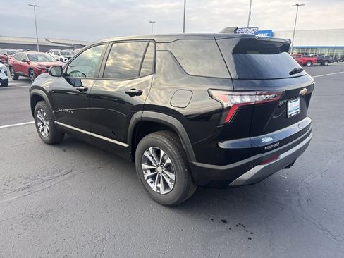 Used 2025 Chevrolet Equinox LT image 6
