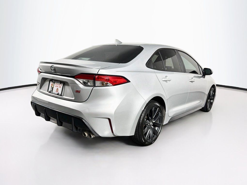 Used 2023 Toyota Corolla SE FWD image 10