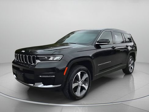 Used 2024 Jeep Grand Cherokee L Limited image 11