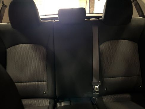 Used 2025 Kia Soul LX w/ LX Technology Package FWD image 31