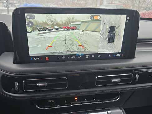 Used 2025 Lincoln Aviator AWD image 22
