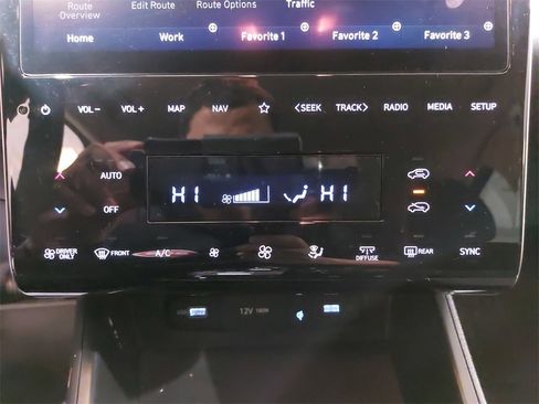 Certified 2024 Hyundai Tucson Blue image 23