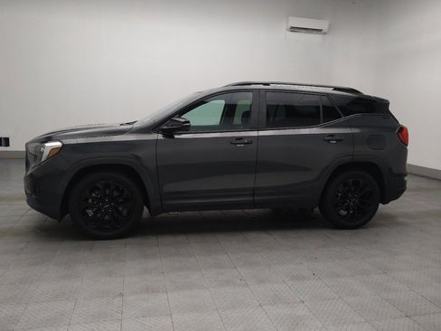Used 2019 GMC Terrain SLT w/ Preferred Package FWD image 2