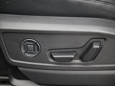 New 2025 Audi Q5 Prestige image 32