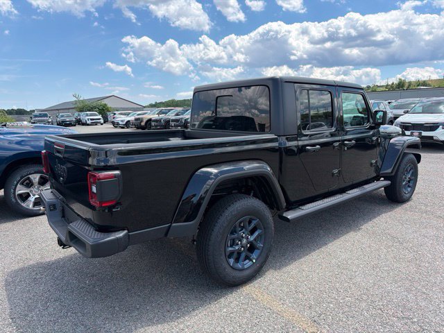 New 2026 Jeep Gladiator Sport AWD/4WD image 3