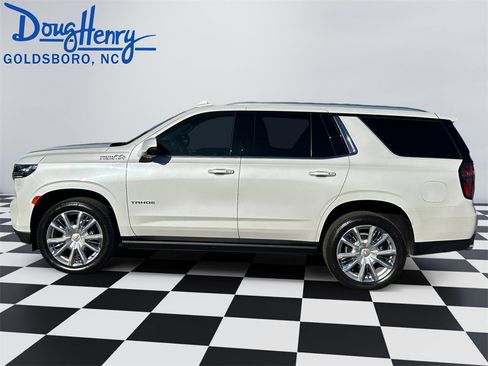 Used 2024 Chevrolet Tahoe High Country w/ Premium Package image 2
