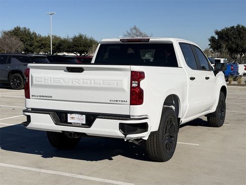 New 2026 Chevrolet Silverado 1500 Custom image 4