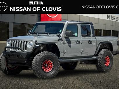 Used 2022 Jeep Gladiator Overland w/ Popular Equipment Package