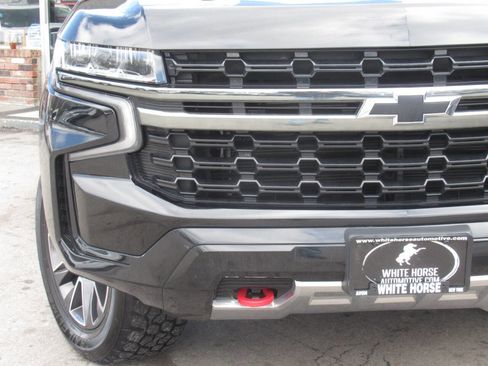 Used 2021 Chevrolet Tahoe Z71 image 3