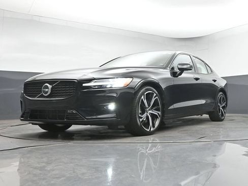 Used 2023 Volvo S60 B5 Ultimate w/ Protection Package Premier FWD image 37