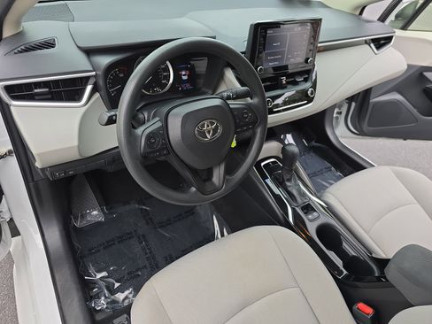 Certified 2022 Toyota Corolla LE image 16