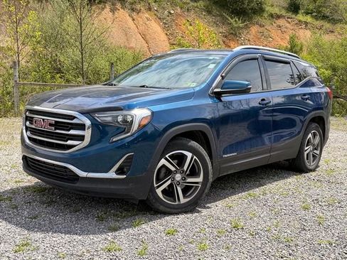 Used 2019 GMC Terrain SLT w/ Preferred Package AWD/4WD image 2