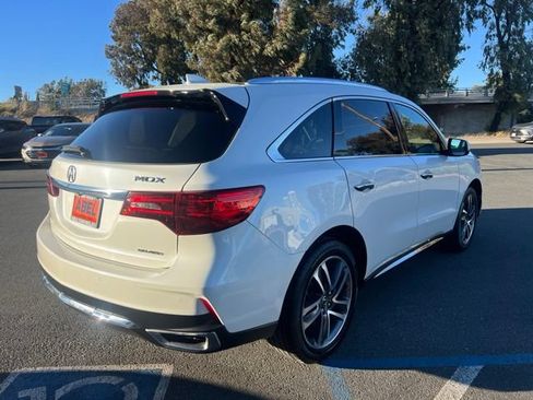 Used 2018 Acura MDX SH-AWD w/ Advance Package image 7