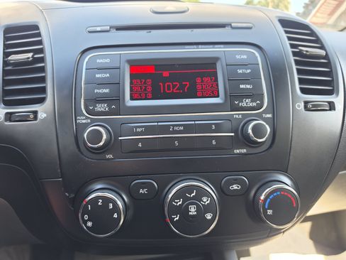 Used 2014 Kia Forte LX w/ Popular Package FWD image 23