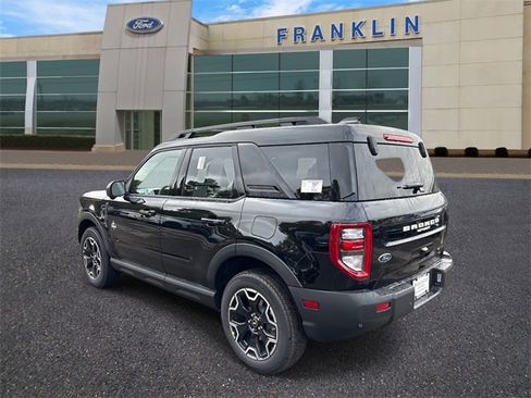 New 2025 Ford Bronco Sport Outer Banks w/ Outer Banks Tech Package+ image 5