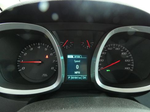 Used 2015 Chevrolet Equinox LT w/ Driver Convenience Package image 21