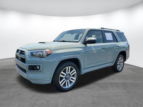 Used 2023 Toyota 4Runner TRD Sport RWD image 3