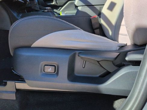 Used 2025 Toyota Tacoma TRD Off-Road image 24