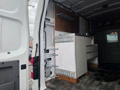 Used 2021 Nissan NV 2500 SV RWD image 36
