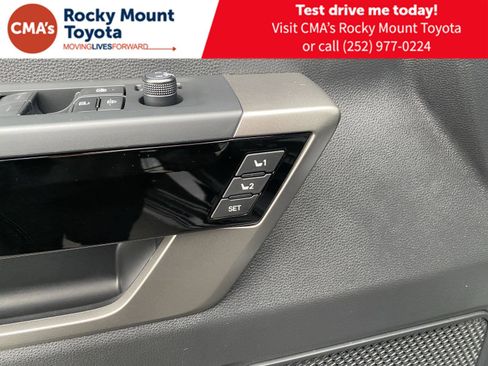 New 2026 Toyota Tundra Limited AWD/4WD image 11