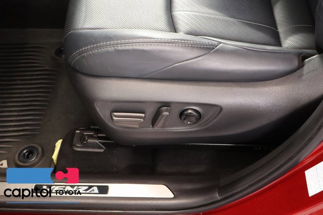 Used 2021 Toyota Venza XLE w/ Softex Package AWD/4WD image 13