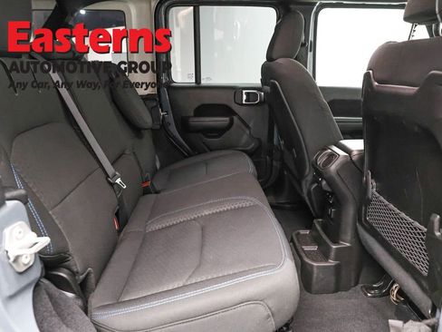 Used 2024 Jeep Wrangler Unlimited Rubicon 4xe AWD/4WD image 24