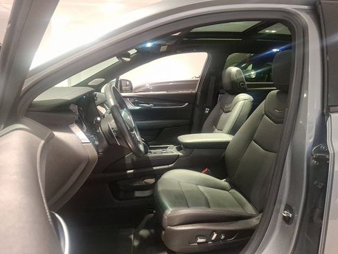 Certified 2023 Cadillac XT5 Sportv w/ Technology Package image 15