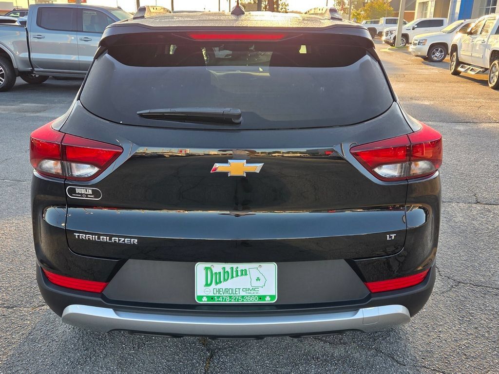 Certified 2023 Chevrolet TrailBlazer LT FWD image 8