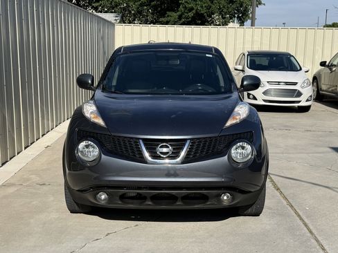 Used 2013 Nissan Juke SL FWD image 2