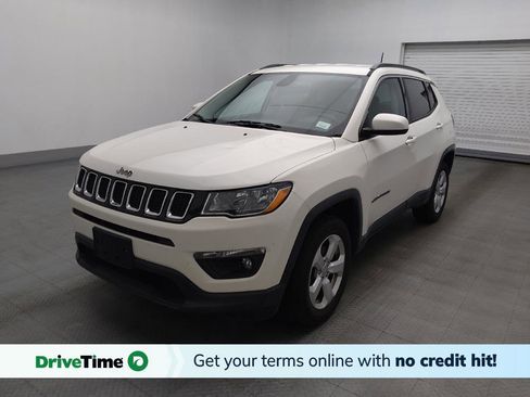 Used 2018 Jeep Compass Latitude AWD/4WD image 1