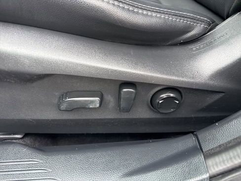 Used 2022 Subaru Outback Limited image 14