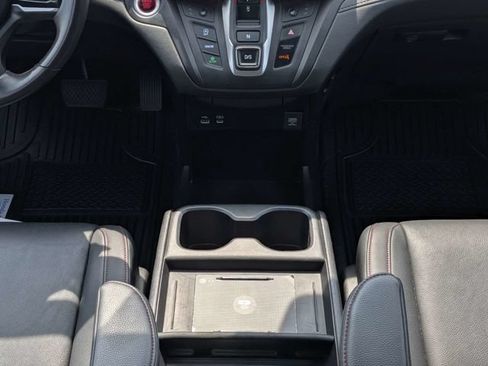 Used 2025 Honda Odyssey Sport-L image 18