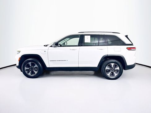Used 2022 Jeep Grand Cherokee Limited 4xe AWD/4WD image 4